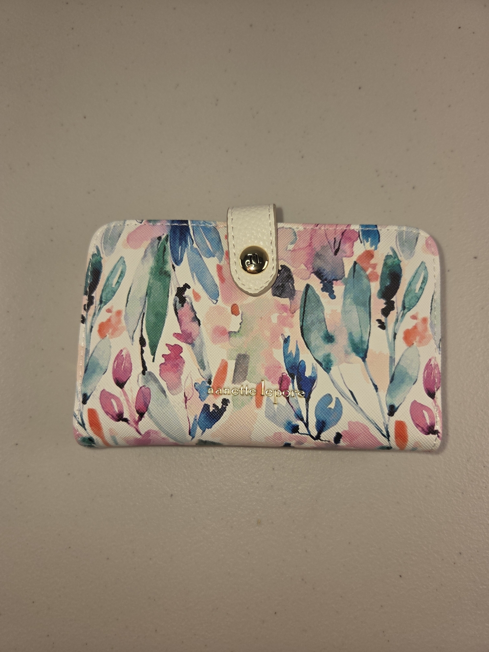 NWOT Nanette Lepore Floral Watercolor Wallet - White Multi